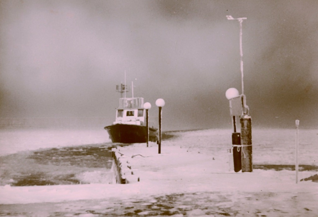 Photo Tribute to the Cape Vincent Seaway Pilots > Thousand Islands Life